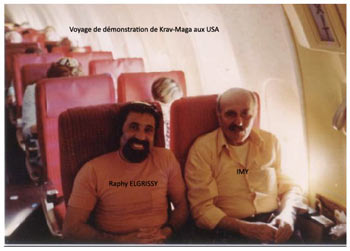 Photo d'Imy LICHTENFELD avec Raphy ELGRISSY pour enseigner le Krav Maga aux USA